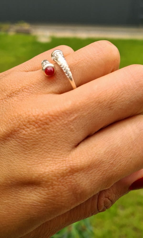 Bague Saccalava100% Argent avec pierre précieuse Saphir/ Grenat – Image 4