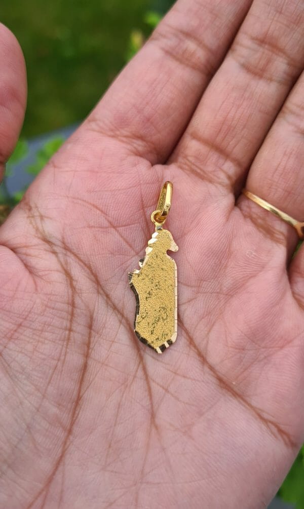 Pendentif Madagascar graine de sable en Or 18K 100% artisanal – Image 5