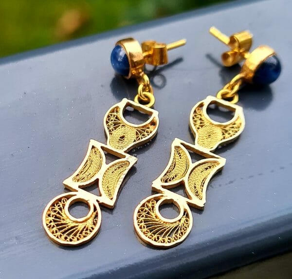Boucle d'oreille filigrane ALOALO à cabochon saphir étoile OR 18K 100% Artisanal – Image 5