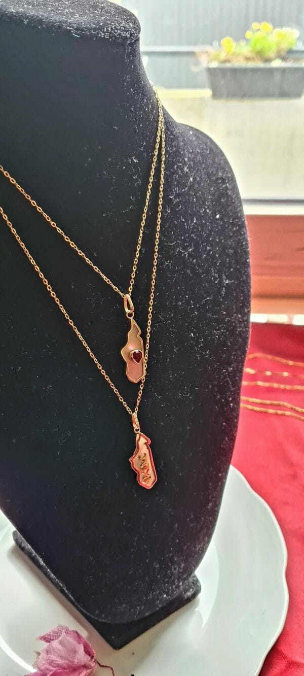 Collier et pendentif nacré Madagascar en Or 18K artisanal – Image 2