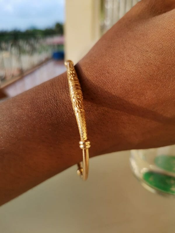 Bracelet vangovango saccalava à 4 barres 100% en OR 18K artisanal – Image 2