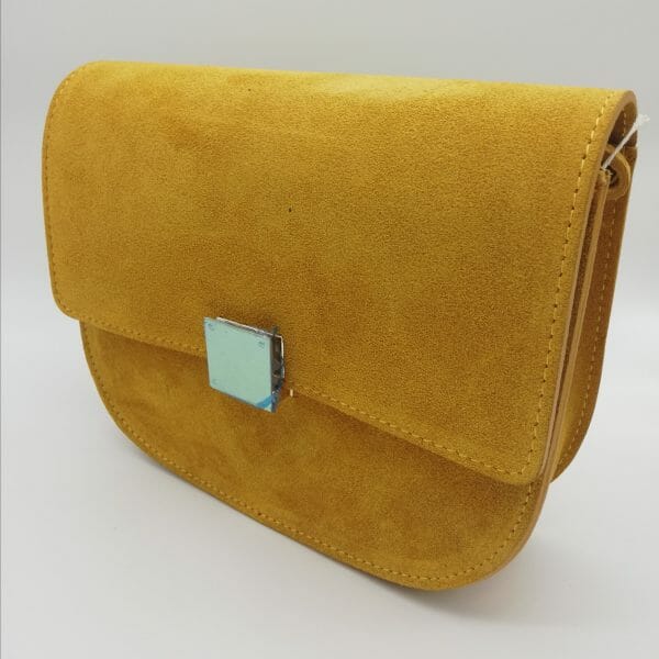 Sac effet daim avec un fermoir doré (100% Cuir Italien) – Image 3