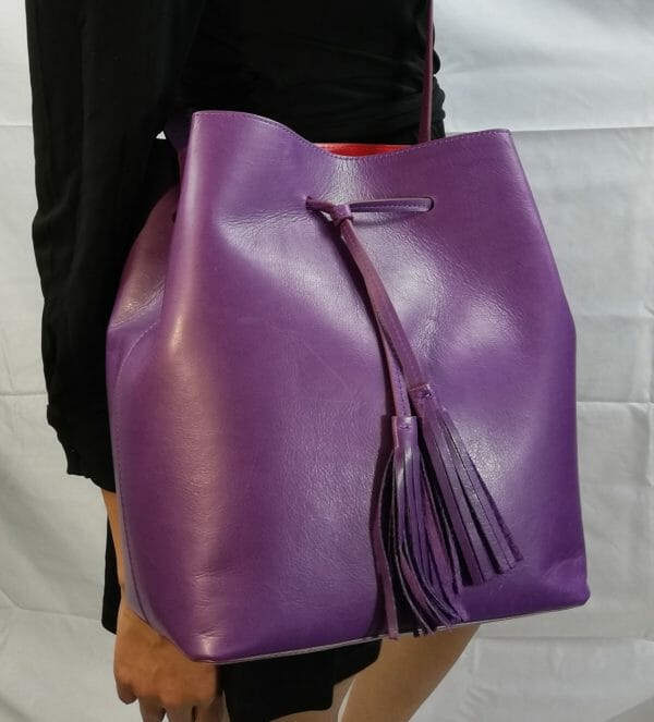 Sac de seau à frange (100% Cuir Italien) – Image 4
