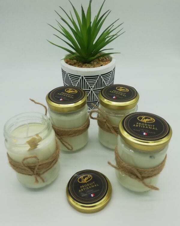 Bougie de massage au karité et huile d'amande pur- parfum vanille  (100% fait maison) - LVP – Image 3