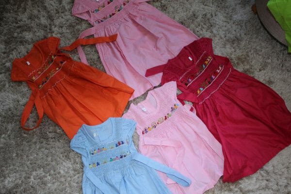 Robe fille broderie fait main