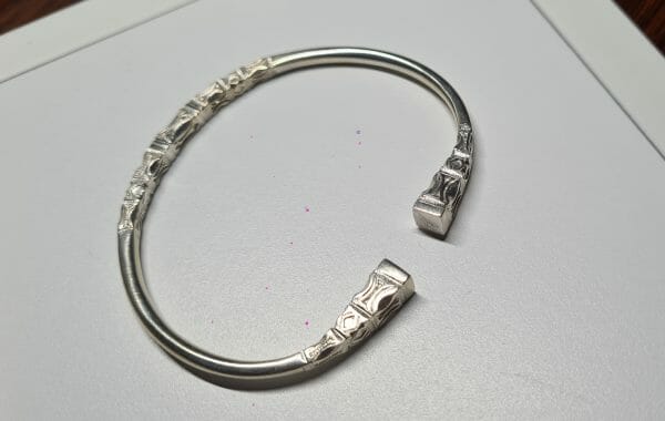 Bracelet vangovango saccalava ethnie à motif aloalo en argent 925 100% artisanal 20G – Image 4