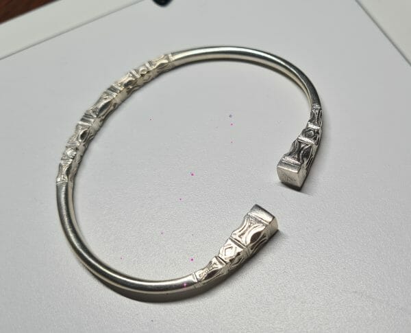 Bracelet vangovango saccalava ethnie à motif aloalo en argent 925 100% artisanal 20G – Image 2