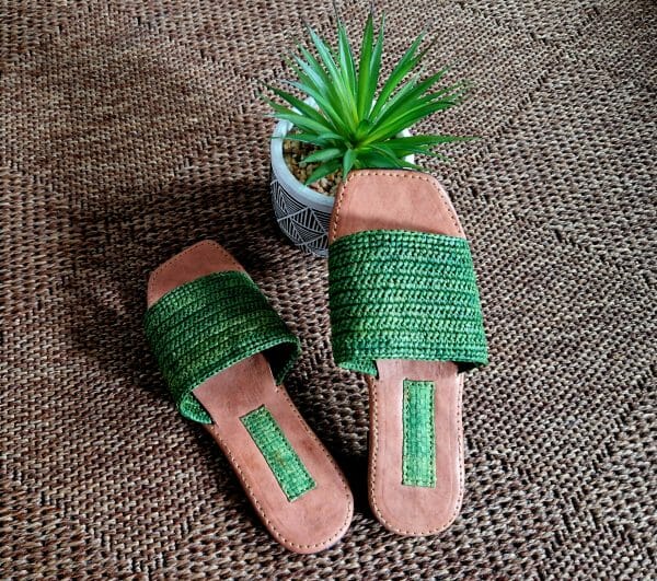 Sandale 100% artisanale en cuir et en raphia pour femme verte pointure 38 – Image 2