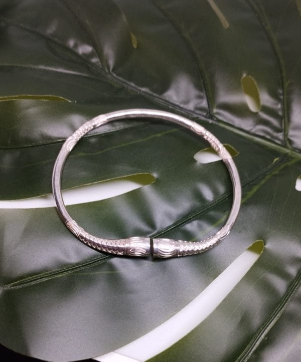 Bracelet jonc 17,5cm Vangovango femme argent massif de Madagascar Ref1 Assilyiahjewel