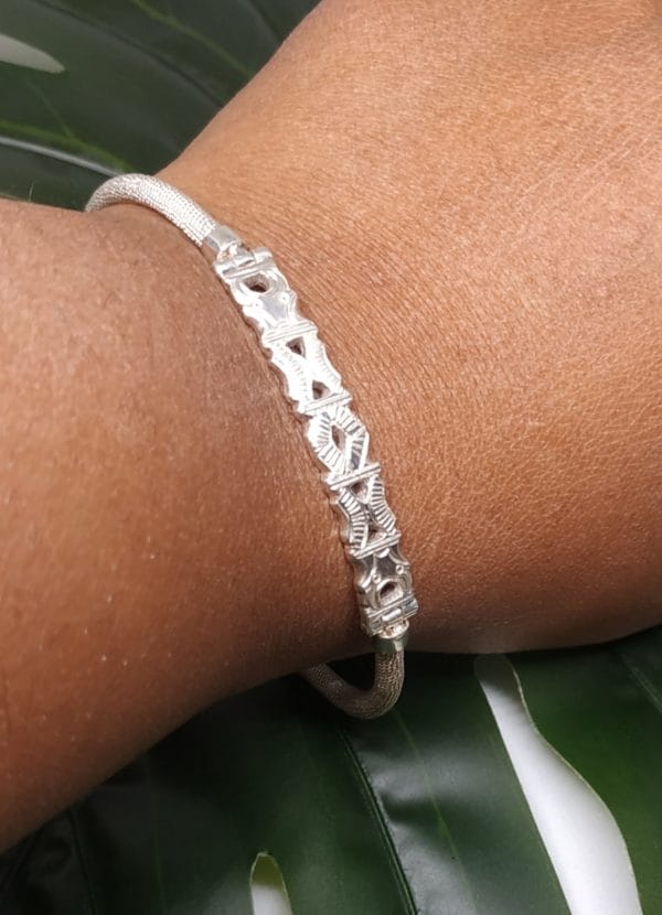 Bracelet jonc 17cm Cable aloalo femme argent massif de Madagascar Ref8 Assilyiahjewel – Image 2