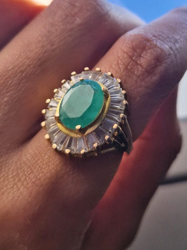 bague en Or 18K en émeraude artisanal en précommande