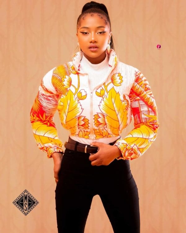 Doudoune Crop-top/bombers /Veste/collection LAMBAOINE/ Madagascar