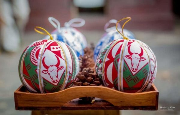 4 Boules de Noël en LAMBAOINE/ décoration de Noël/collection NOËL ARTISANAL/ Madagascar – Image 2
