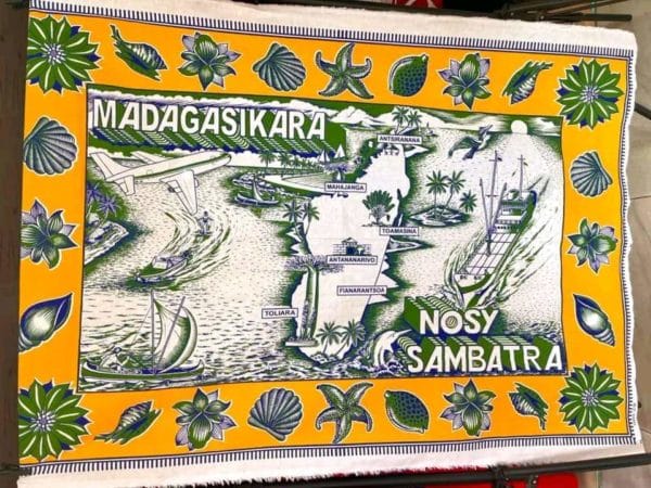 "LAMBAOINE" Ensemble pagne traditionnel Malagasy – Image 3
