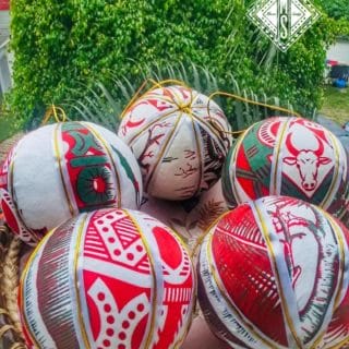 4 Boules de Noël en LAMBAOINE/ décoration de Noël/collection NOËL ARTISANAL/ Madagascar