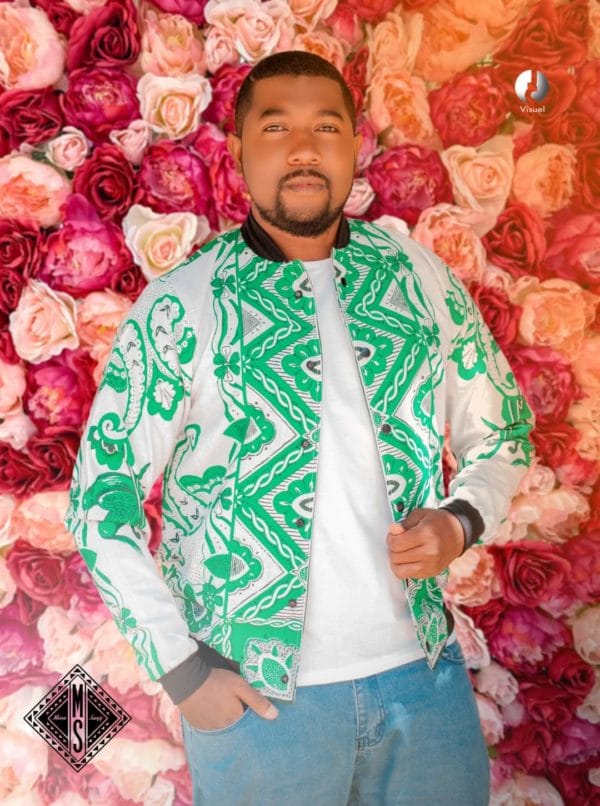 Bombers /Veste/collection LAMBAOINE/ Madagascar – Image 2