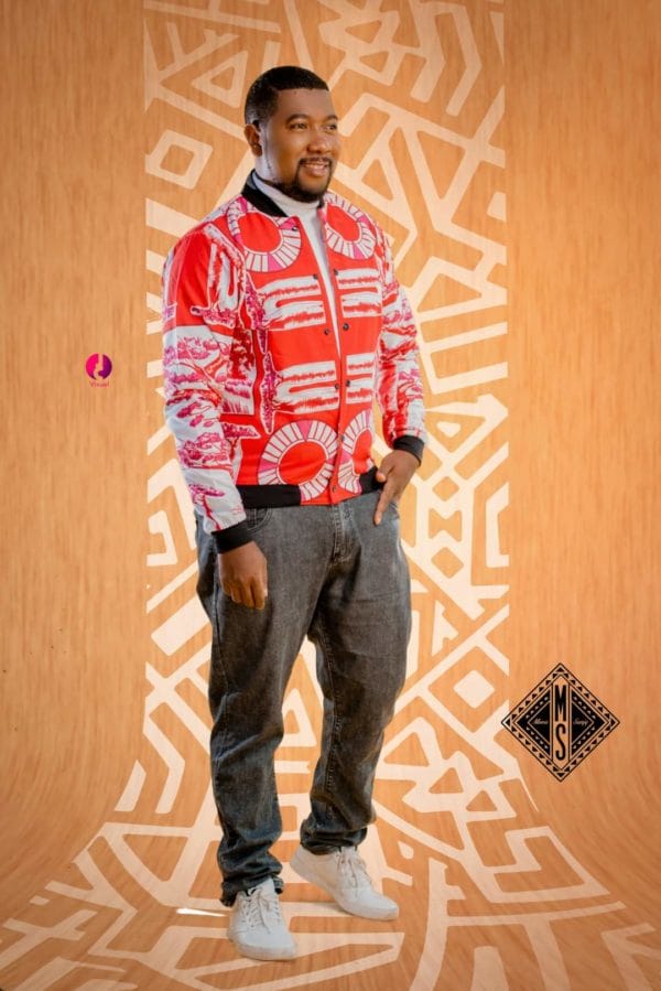 Bombers /Veste/collection LAMBAOINE/ Madagascar – Image 3
