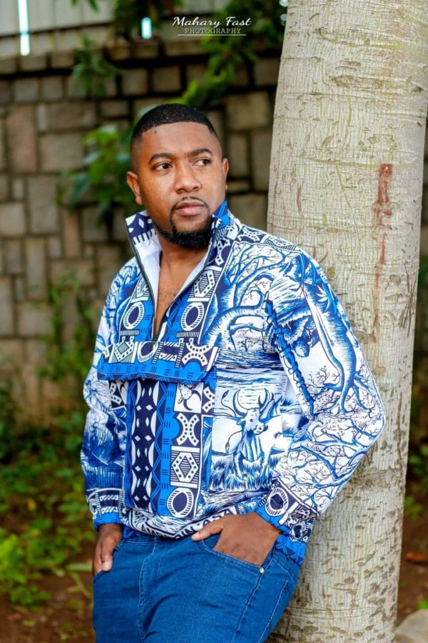 Coupe-vent/ Bombers /Veste/collection LAMBAOINE/ Madagascar