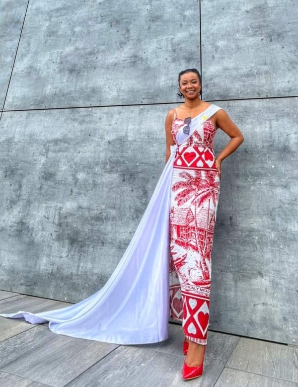 Robe maxi / soirée, fête familiale, fiançailles, mariage/collection LAMBAOINE/ Madagascar – Image 2