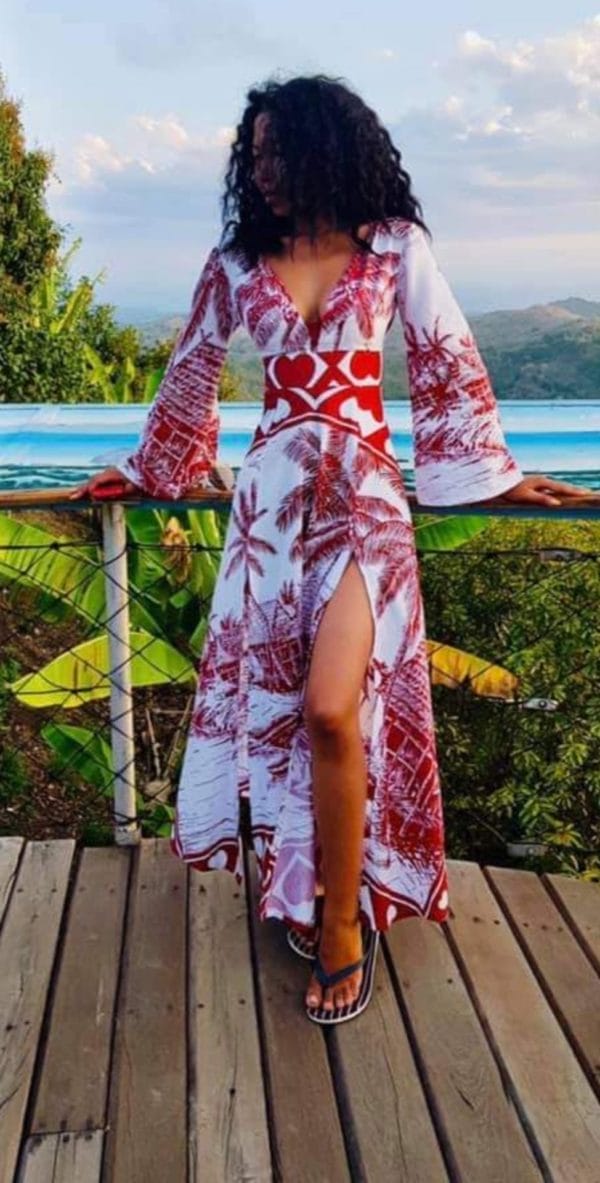 Robe maxi / soirée, fête familiale, fiançailles, mariage/collection LAMBAOINE/ Madagascar