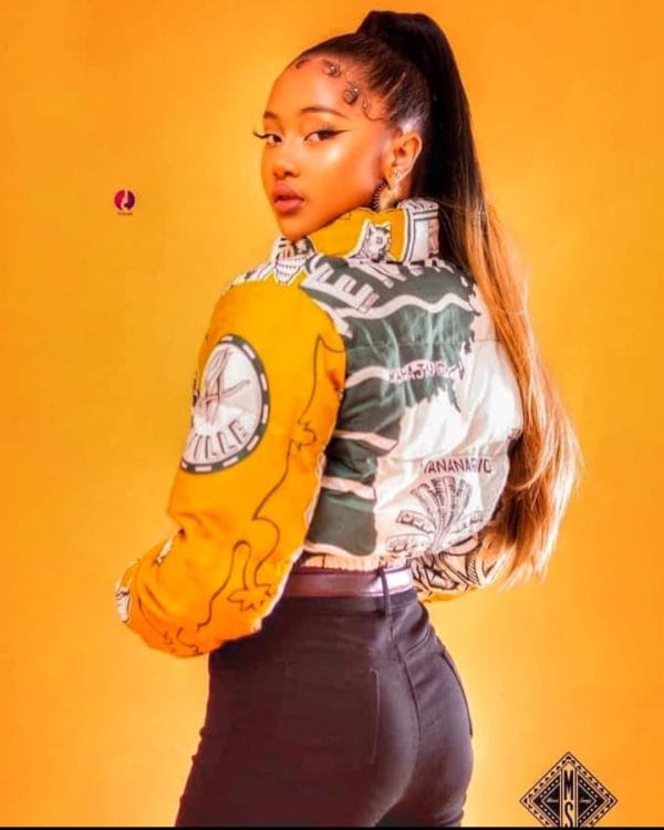 Doudoune Crop-top/bombers /Veste/collection LAMBAOINE/ Madagascar