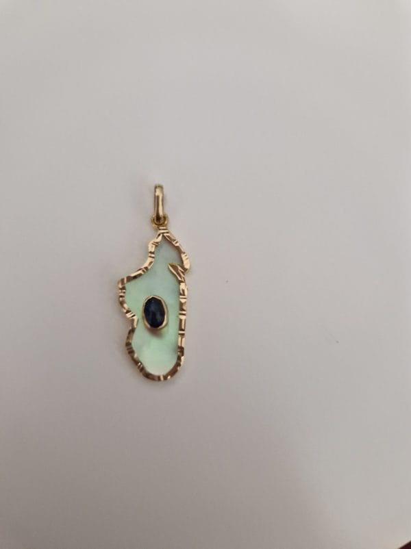 Pendentif Madagascar nacré saphir bleu en or 18k – Image 4