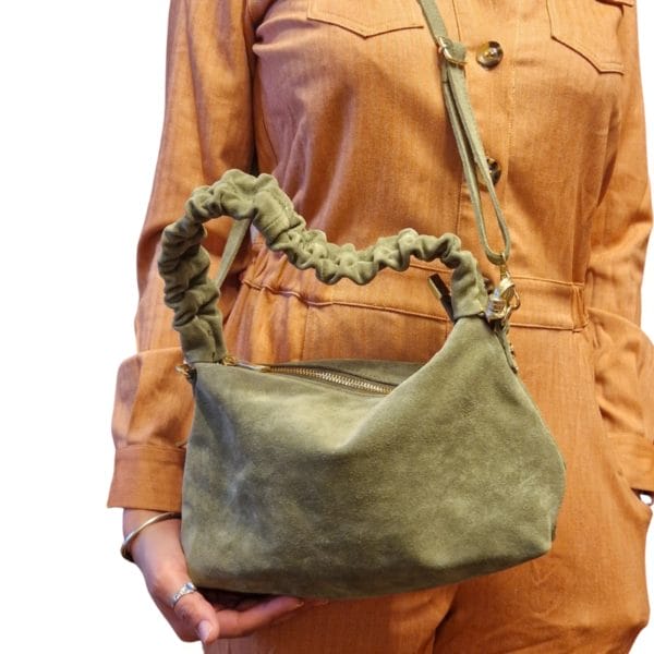 Sac bandoulière à glissière en daim en vert