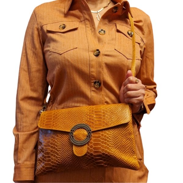Pochette - bandoulière en cuir marron