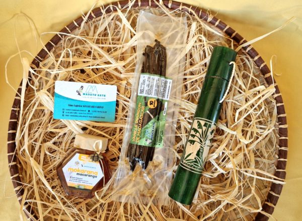 Pack-coffret KADÔ découverte MM- 250gr miel Mokarana et 10 gousses de vanille de Madagascar – Image 13