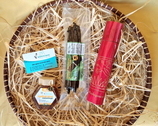 Pack-coffret KADÔ découverte MM- 250gr miel Mokarana et 10 gousses de vanille de Madagascar – Image 11