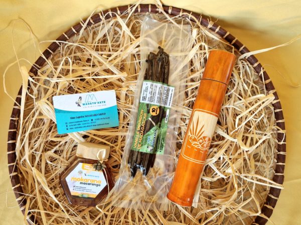 Pack-coffret KADÔ découverte MM- 250gr miel Mokarana et 10 gousses de vanille de Madagascar – Image 10