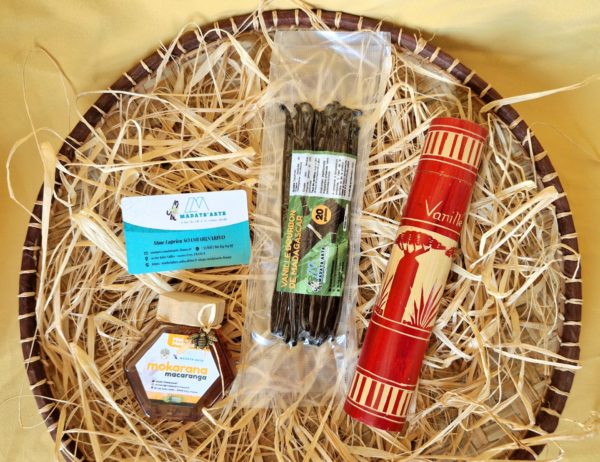 Pack-coffret KADÔ découverte GM- 250gr miel Mokarana et 20 gousses de vanille de Madagascar
