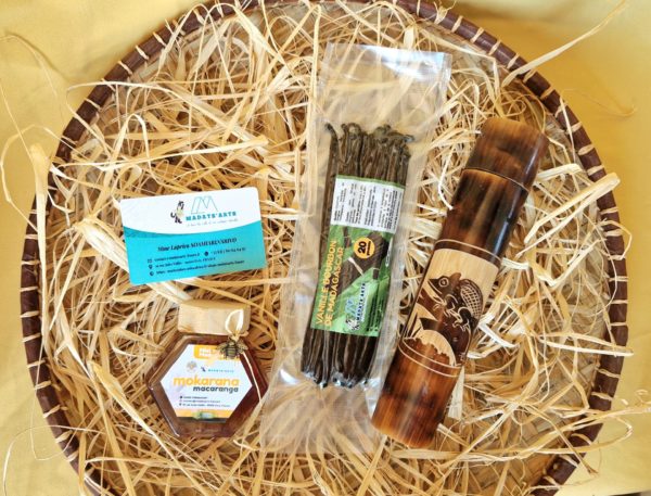 Pack-coffret KADÔ découverte GM- 250gr miel Mokarana et 20 gousses de vanille de Madagascar – Image 6