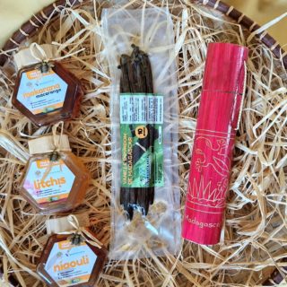 Pack-coffret KADÔ Prestige PM-3 miels mokarana,Litchi,Niaouli et 10 gousses de vanille de Madagascar