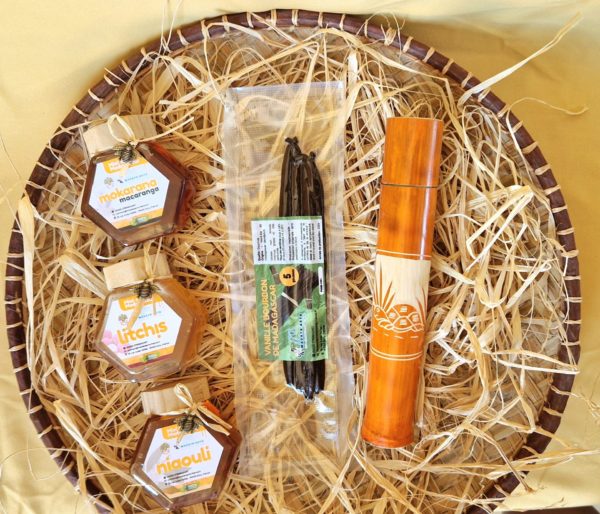 Pack-coffret KADÔ Prestige PM-3 miels mokarana,Litchi,Niaouli et 5 gousses de vanille de Madagascar – Image 6